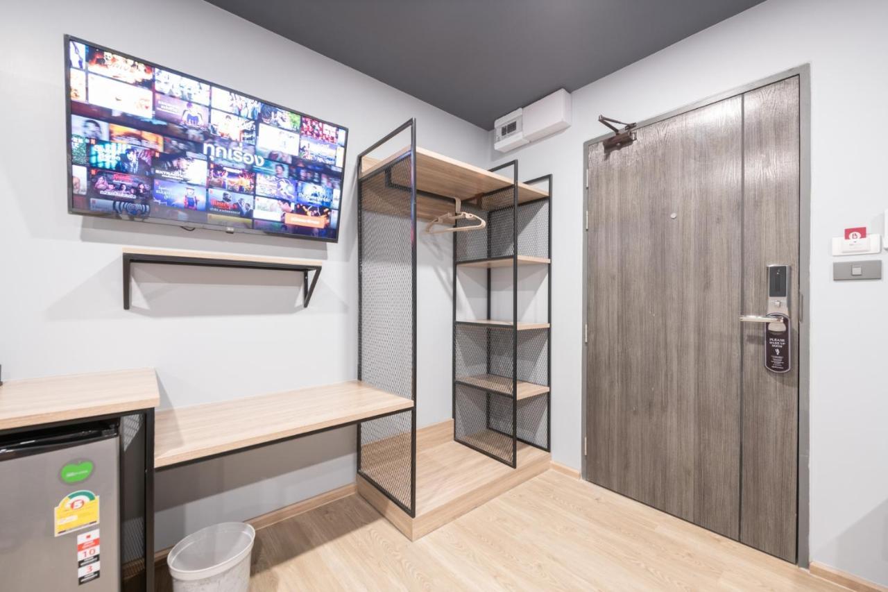 Oblique Apartment - ออฟบลิค อพาร์ทเมนท์ Nonthaburi Esterno foto